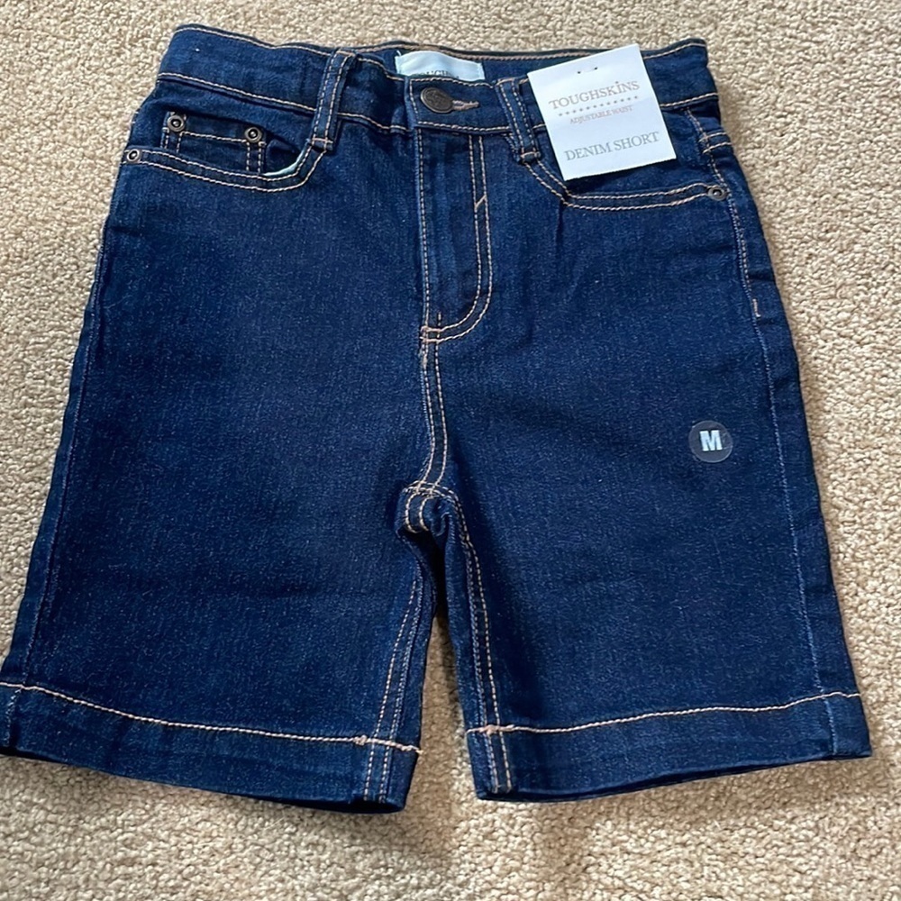 Brand New ToughSkins Boys Stretchy Dark Denim Shorts Size Medium